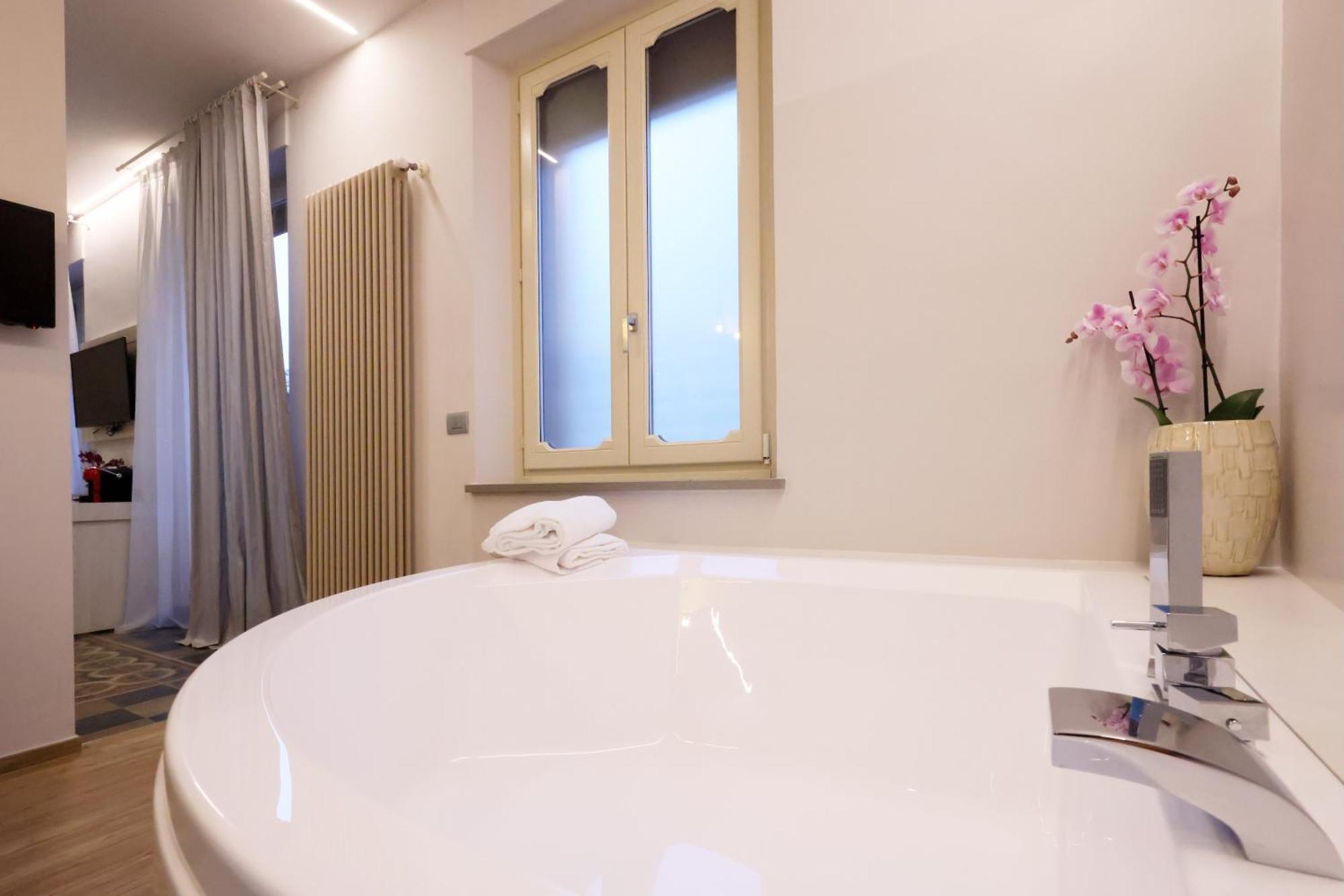Bed and Breakfast Palazzo Belli Alba  Exteriér fotografie